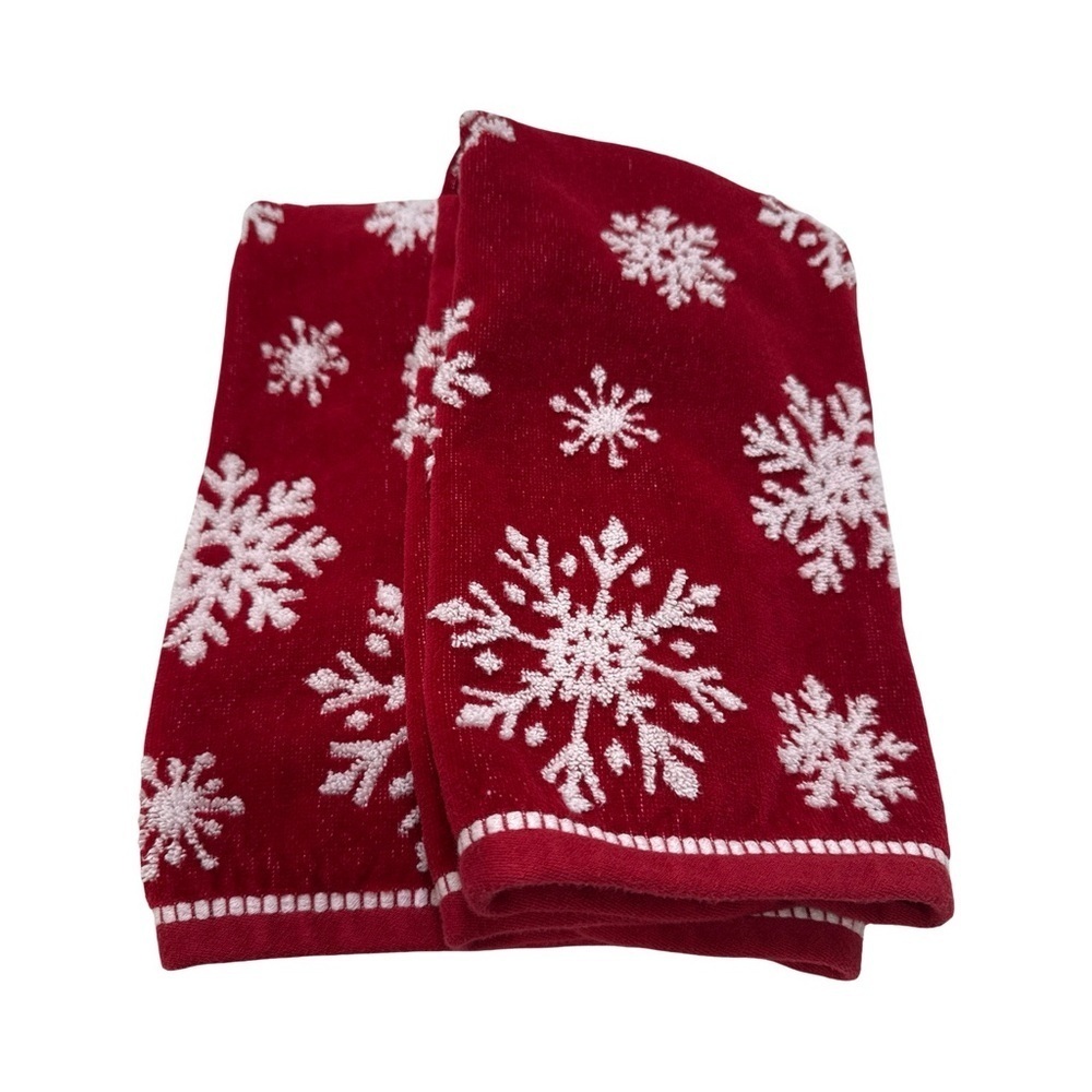 Festive Red Snowflake Holiday Towels